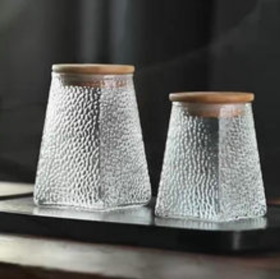 O tempo está ficando mais frio, por favor, mantenha-se aquecido e evite resfriados