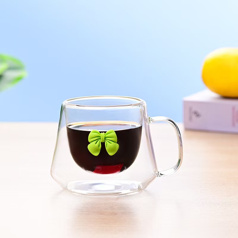 Copo de leite com laço personalizado Copo de leite com laço personalizado